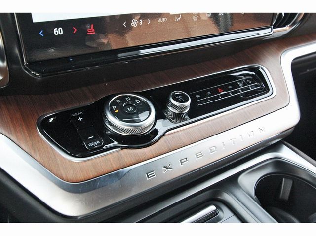 2026 Ford Expedition MAX King Ranch