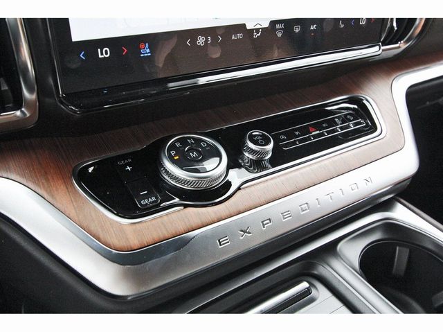 2026 Ford Expedition MAX King Ranch