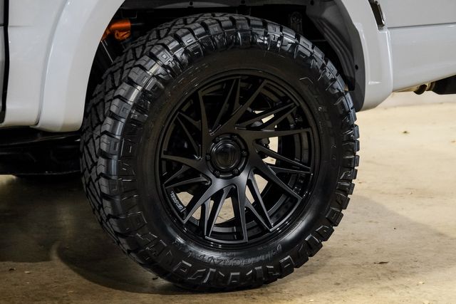 2026 Ford F-150 Raptor LIFTED, PANO ROOF, FUEL 22" WHEELS, NITTO | Carrollton, TX | Texas Vehicle Exchange