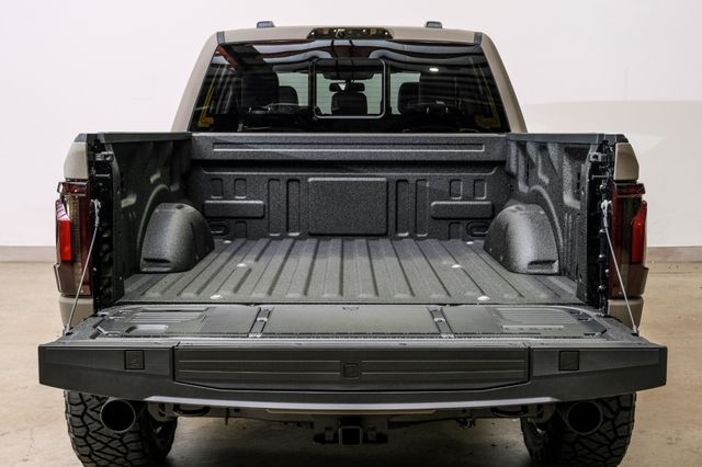 2026 Ford F-150 Raptor 4X4 DUPONT KEVLAR,BUMPERS,LIFTED, LEDS,22" | Carrollton, TX | Texas Vehicle Exchange