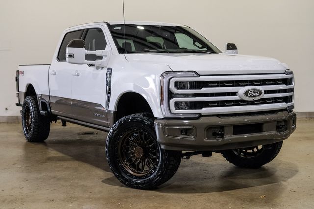2026 Ford F-250 Super Duty King Ranch, LIFTED,ROOF, 22" WHEELS,PAINT MATCH | Carrollton, TX | Texas Vehicle Exchange 2026 Ford F-250 Super Duty King Ranch, LIFTED,ROOF, 22" WHEELS,PAINT MATCH | Carrollton, TX | Texas Vehicle Exchange
