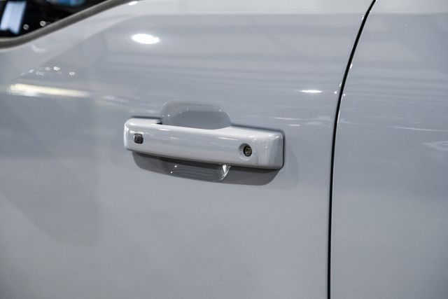 2026 Ford F-250 Super Duty Platinum LIFTED, 22" VOSSEN ,PAINT MATCH,TUXEDO | Carrollton, TX | Texas Vehicle Exchange