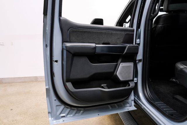 2026 Ford F-250 Super Duty Platinum LIFTED, 22" VOSSEN ,PAINT MATCH,TUXEDO | Carrollton, TX | Texas Vehicle Exchange