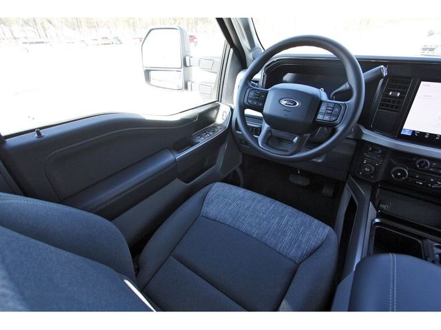 2026 Ford F-350 Super Duty XLT