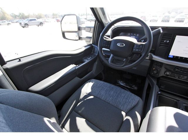 2026 Ford F-350 Super Duty XLT