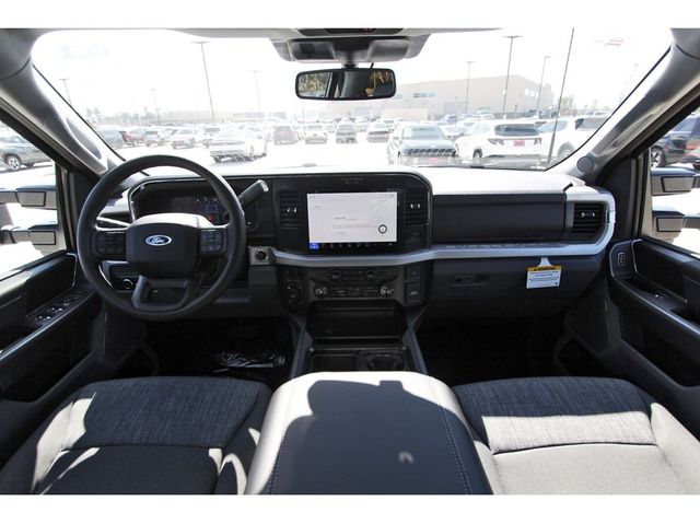 2026 Ford F-350 Super Duty XLT