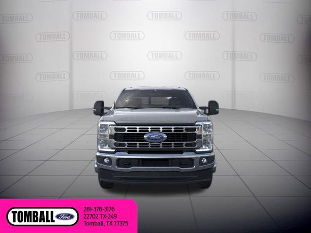 2026 Ford F-350 Super Duty XLT