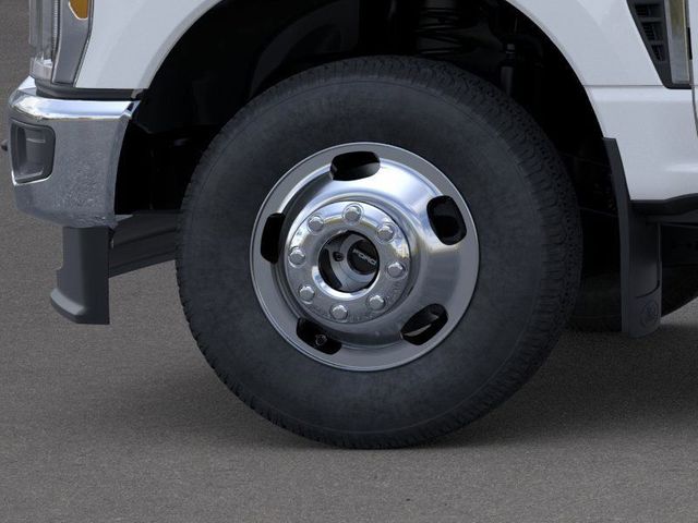 2026 Ford F-350 Super Duty XLT