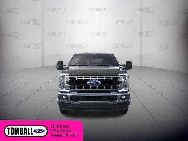 2026 Ford F-350 Super Duty XLT