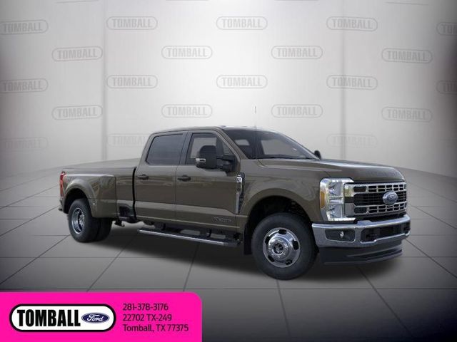 2026 Ford F-350 Super Duty XLT