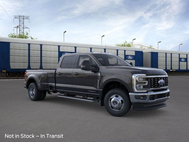 2026 Ford F-350 Super Duty Lariat