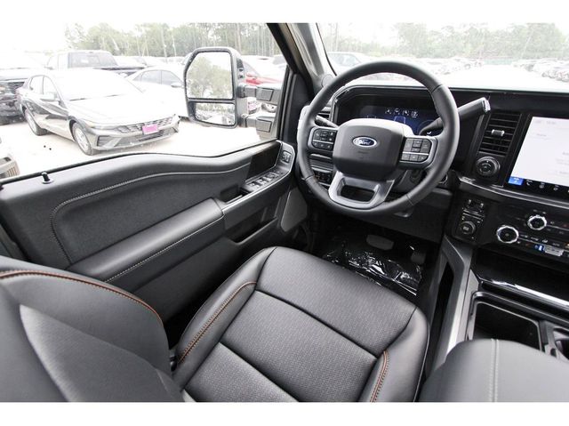 2026 Ford F-350 Super Duty Lariat