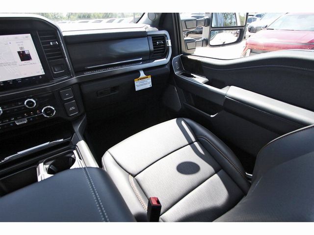 2026 Ford F-350 Super Duty Lariat