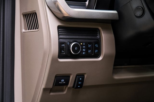 2026 Ford F-450 Super Duty Platinum PLUS, LIFTED, ROOF,24"KG1 FORGED WHEELS | Carrollton, TX | Texas Vehicle Exchange 2026 Ford F-450 Super Duty Platinum PLUS, LIFTED, ROOF,24"KG1 FORGED WHEELS | Carrollton, TX | Texas Vehicle Exchange