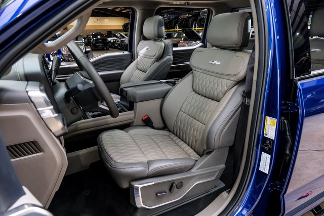 2026 Ford F-450 Super Duty Platinum PLUS, LIFTED, ROOF,24"KG1 FORGED WHEELS | Carrollton, TX | Texas Vehicle Exchange 2026 Ford F-450 Super Duty Platinum PLUS, LIFTED, ROOF,24"KG1 FORGED WHEELS | Carrollton, TX | Texas Vehicle Exchange