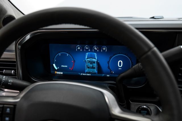 2026 Ford F-450 Super Duty Platinum PLUS, LIFTED, ROOF,24"KG1 FORGED WHEELS | Carrollton, TX | Texas Vehicle Exchange