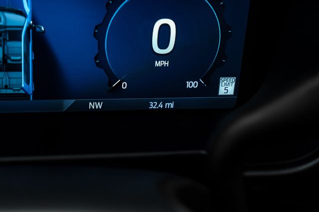 2026 Ford F-450 Super Duty Platinum PLUS, LIFTED, ROOF,24"KG1 FORGED WHEELS | Carrollton, TX | Texas Vehicle Exchange