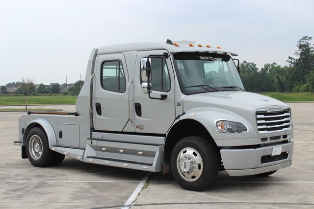 2026 Freightliner M2 106 PLUS SportChassis LH5 Luxury Hauler Truck w/ 30k Gen-Y | CONROE, TX | SportChassis/ Featherlite Trailers of Texas