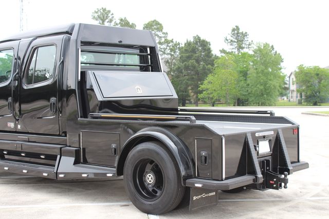 2026 Freightliner M2 106 PLUS SportChassis LH5 Luxury Hauler BLACKOUT 30k Gen-Y | CONROE, TX | SportChassis/ Featherlite Trailers of Texas 2026 Freightliner M2 106 PLUS SportChassis LH5 Luxury Hauler BLACKOUT 30k Gen-Y | CONROE, TX | SportChassis/ Featherlite Trailers of Texas