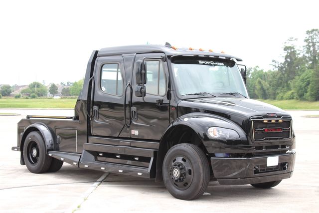 2026 Freightliner M2 106 PLUS SportChassis LH5 Luxury Hauler BLACKOUT 30k Gen-Y | CONROE, TX | SportChassis/ Featherlite Trailers of Texas