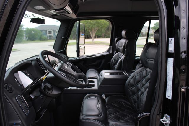 2026 Freightliner M2 106 PLUS SportChassis LH5 Luxury Hauler BLACKOUT 30k Gen-Y | CONROE, TX | SportChassis/ Featherlite Trailers of Texas 2026 Freightliner M2 106 PLUS SportChassis LH5 Luxury Hauler BLACKOUT 30k Gen-Y | CONROE, TX | SportChassis/ Featherlite Trailers of Texas