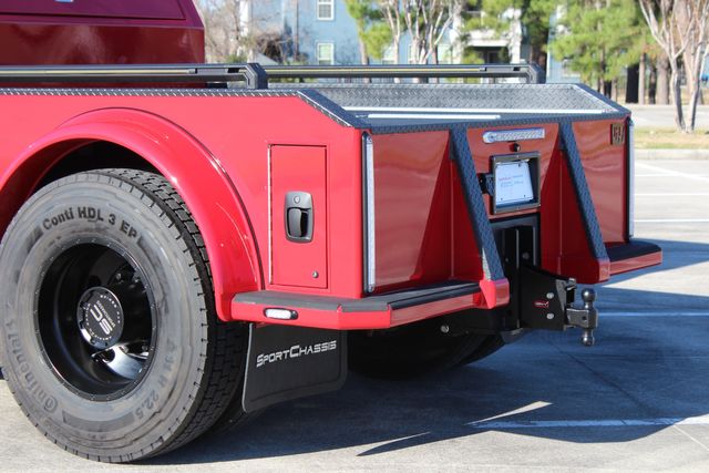 2026 Freightliner M2+112 SportChassis LH7 DD13 520hp Blackout Package | CONROE, TX | SportChassis/ Featherlite Trailers of Texas