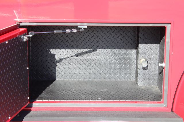 2026 Freightliner M2+112 SportChassis LH7 DD13 520hp Blackout Package | CONROE, TX | SportChassis/ Featherlite Trailers of Texas 2026 Freightliner M2+112 SportChassis LH7 DD13 520hp Blackout Package | CONROE, TX | SportChassis/ Featherlite Trailers of Texas