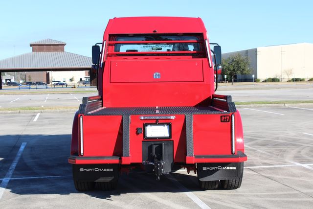 2026 Freightliner M2+112 SportChassis LH7 DD13 520hp Blackout Package | CONROE, TX | SportChassis/ Featherlite Trailers of Texas 2026 Freightliner M2+112 SportChassis LH7 DD13 520hp Blackout Package | CONROE, TX | SportChassis/ Featherlite Trailers of Texas