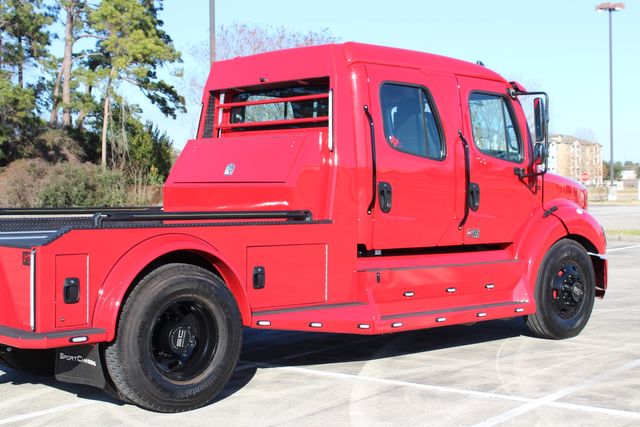 2026 Freightliner M2+112 SportChassis LH7 DD13 520hp Blackout Package | CONROE, TX | SportChassis/ Featherlite Trailers of Texas