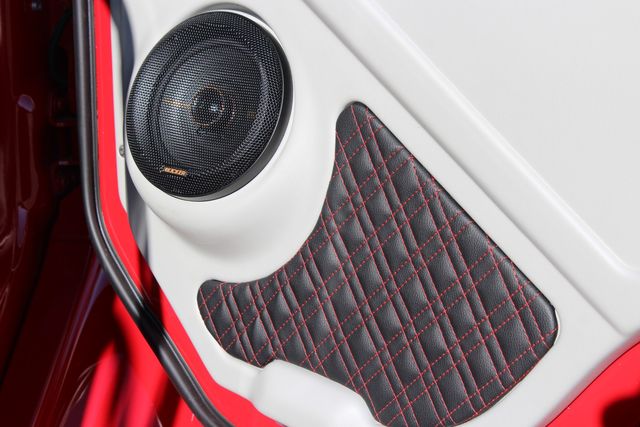 2026 Freightliner M2+112 SportChassis LH7 DD13 520hp Blackout Package | CONROE, TX | SportChassis/ Featherlite Trailers of Texas 2026 Freightliner M2+112 SportChassis LH7 DD13 520hp Blackout Package | CONROE, TX | SportChassis/ Featherlite Trailers of Texas