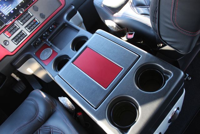 2026 Freightliner M2+112 SportChassis LH7 DD13 520hp Blackout Package | CONROE, TX | SportChassis/ Featherlite Trailers of Texas