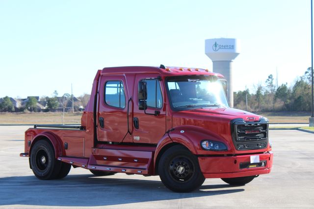 2026 Freightliner M2+112 SportChassis LH7 DD13 520hp Blackout Package | CONROE, TX | SportChassis/ Featherlite Trailers of Texas