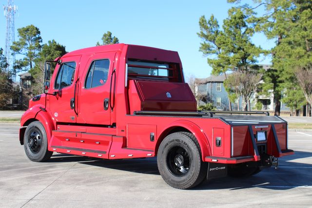 2026 Freightliner M2+112 SportChassis LH7 DD13 520hp Blackout Package | CONROE, TX | SportChassis/ Featherlite Trailers of Texas 2026 Freightliner M2+112 SportChassis LH7 DD13 520hp Blackout Package | CONROE, TX | SportChassis/ Featherlite Trailers of Texas