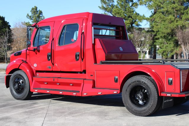 2026 Freightliner M2+112 SportChassis LH7 DD13 520hp Blackout Package | CONROE, TX | SportChassis/ Featherlite Trailers of Texas 2026 Freightliner M2+112 SportChassis LH7 DD13 520hp Blackout Package | CONROE, TX | SportChassis/ Featherlite Trailers of Texas