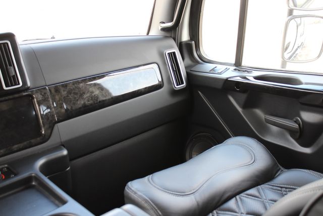 2026 Freightliner M2-112 PLUS SportChassis LH7 Luxury Hauler w OffShore Package | CONROE, TX | SportChassis/ Featherlite Trailers of Texas 2026 Freightliner M2-112 PLUS SportChassis LH7 Luxury Hauler w OffShore Package | CONROE, TX | SportChassis/ Featherlite Trailers of Texas