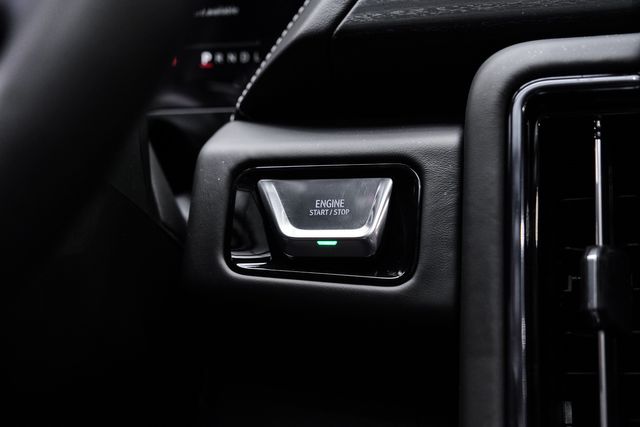 2026 GMC Yukon AT4 Ultimate 4X4,LIFTED,ROOF,360CAM,DURAMAX DIESEL | Carrollton, TX | Texas Vehicle Exchange