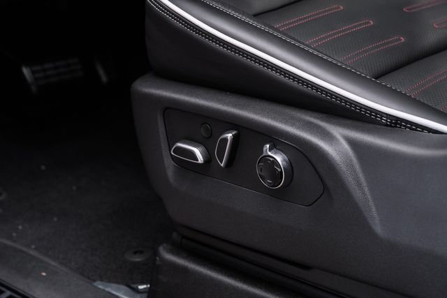 2026 GMC Yukon AT4 Ultimate 4X4,LIFTED,ROOF,360CAM,DURAMAX DIESEL | Carrollton, TX | Texas Vehicle Exchange 2026 GMC Yukon AT4 Ultimate 4X4,LIFTED,ROOF,360CAM,DURAMAX DIESEL | Carrollton, TX | Texas Vehicle Exchange