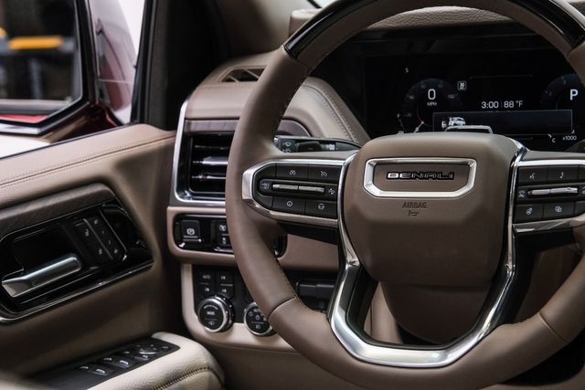 2026 GMC Yukon Denali RESERVE PACK ,4WD,LIFTED, 22" VOSSEN,TUXEDO | Carrollton, TX | Texas Vehicle Exchange