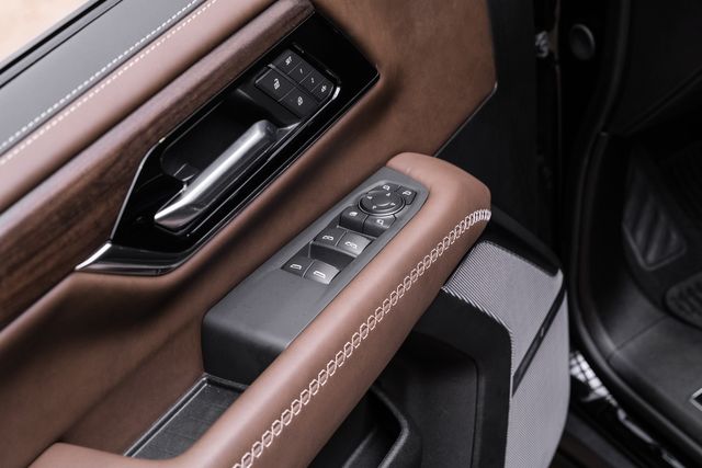 2026 GMC Yukon XL Denali Ultimate 6.2, 4WD,MATTE PPF, LIFTED ,VOSSEN | Carrollton, TX | Texas Vehicle Exchange