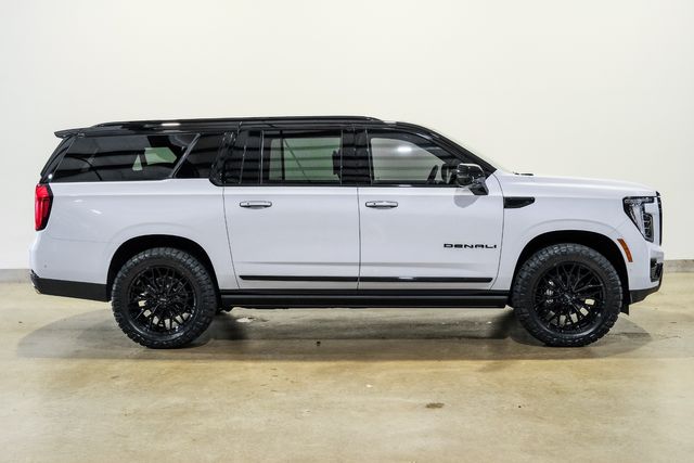 2026 GMC Yukon XL Denali Ultimate 6.2, 4WD, LIFTED ,22'S VOSSEN | Carrollton, TX | Texas Vehicle Exchange