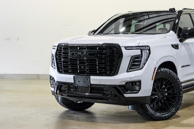 2026 GMC Yukon XL Denali Ultimate 6.2, 4WD, LIFTED ,22'S VOSSEN | Carrollton, TX | Texas Vehicle Exchange