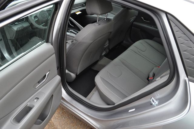 2026 Hyundai ELANTRA SEL Sport | Louisville, MS | CARite Louisville MS 2026 Hyundai ELANTRA SEL Sport | Louisville, MS | CARite Louisville MS