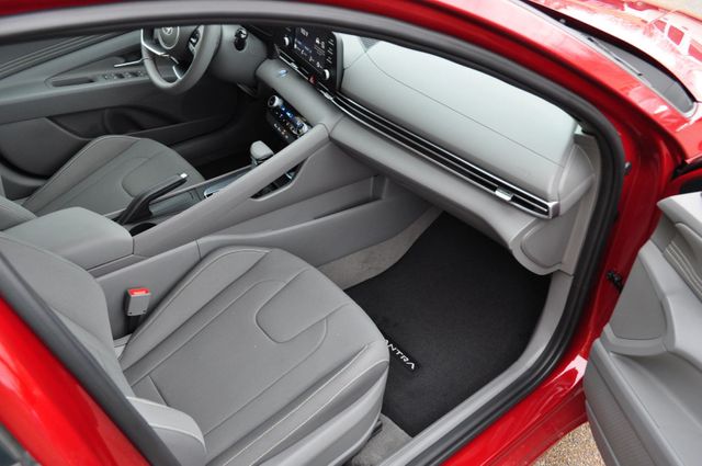 2026 Hyundai ELANTRA SEL Sport | Louisville, MS | CARite Louisville MS 2026 Hyundai ELANTRA SEL Sport | Louisville, MS | CARite Louisville MS