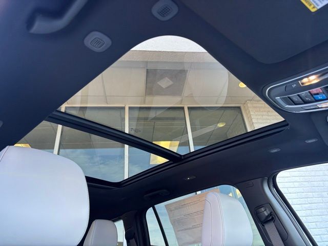 2026 Jeep Cherokee Overland