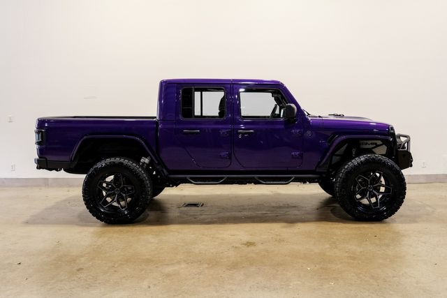 2026 Jeep Gladiator Sport 4X4, LIFTED,BUMPERS,LEDS,20" FUEL,H. LEATHER | Carrollton, TX | Texas Vehicle Exchange