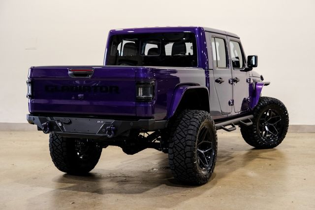 2026 Jeep Gladiator Sport 4X4, LIFTED,BUMPERS,LEDS,20" FUEL,H. LEATHER | Carrollton, TX | Texas Vehicle Exchange