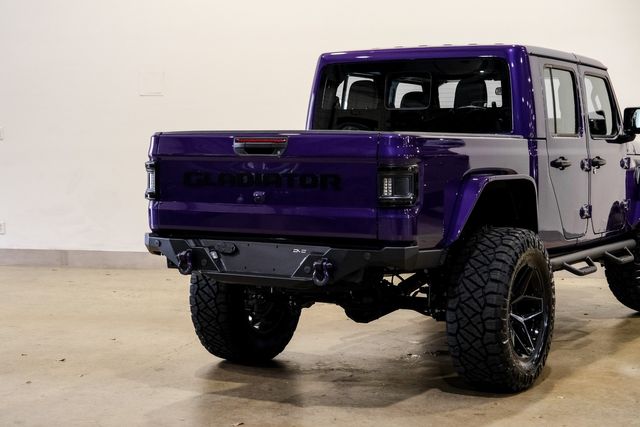 2026 Jeep Gladiator Sport 4X4, LIFTED,BUMPERS,LEDS,20" FUEL,H. LEATHER | Carrollton, TX | Texas Vehicle Exchange