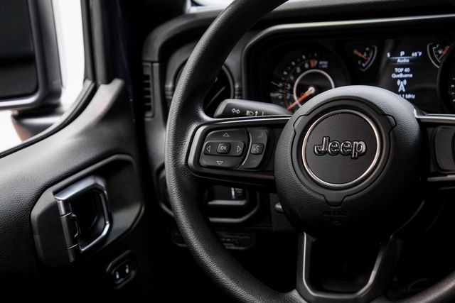 2026 Jeep Gladiator Sport 4X4, LIFTED,BUMPERS,LEDS,20" FUEL,H. LEATHER | Carrollton, TX | Texas Vehicle Exchange 2026 Jeep Gladiator Sport 4X4, LIFTED,BUMPERS,LEDS,20" FUEL,H. LEATHER | Carrollton, TX | Texas Vehicle Exchange