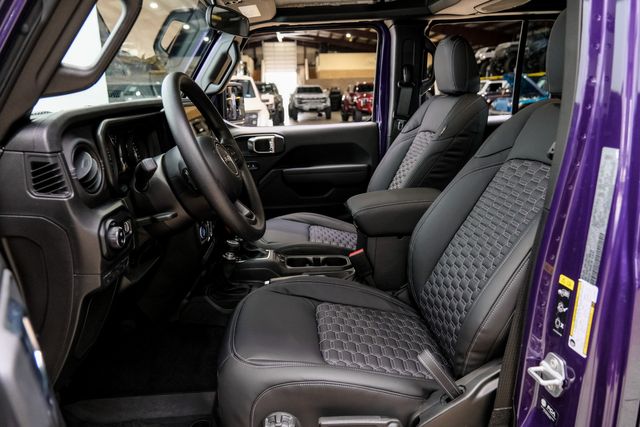 2026 Jeep Gladiator Sport 4X4, LIFTED,BUMPERS,LEDS,20" FUEL,H. LEATHER | Carrollton, TX | Texas Vehicle Exchange
