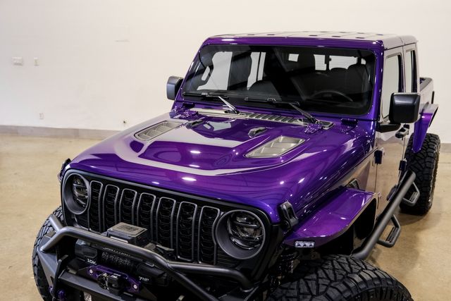 2026 Jeep Gladiator Sport 4X4, LIFTED,BUMPERS,LEDS,20" FUEL,H. LEATHER | Carrollton, TX | Texas Vehicle Exchange